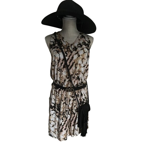 Versona Womens Open-Back Tie-Dye Print Sleeveless Romper size L - Picture 1 of 8